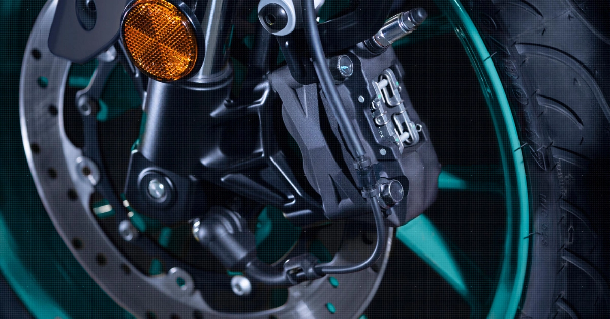 Yamaha mt-125 - etkin motor Güçlü Radyal Bağlantılı Ön Fren Kaliperi ve 292 mm Ön Disk Freni - Etkin Motor