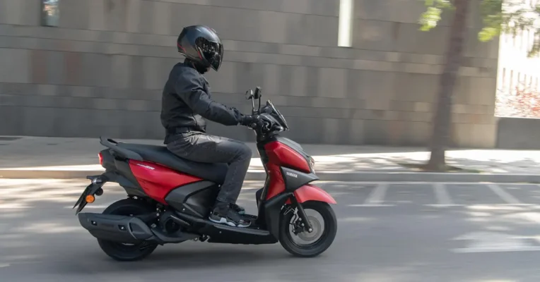 Yamaha RayZR 125 - Etkin Motor