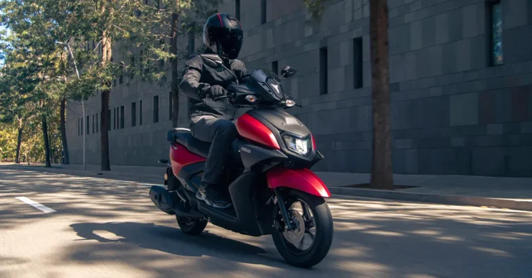 Yamaha RayZR 125 - Etkin Motor