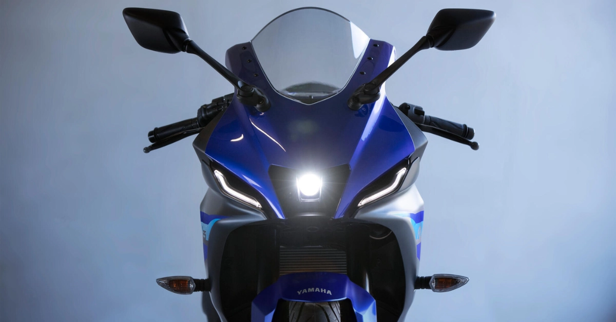 Yamaha yzf-r125 - etkin motor R7'den İlham Alan LED Farlar ve Pozisyon Lambaları - Etkin Motor