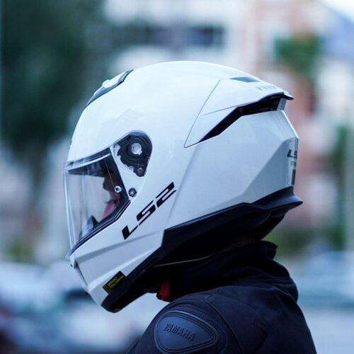 ls2-stream-2-beyaz-kask-5961.jpg