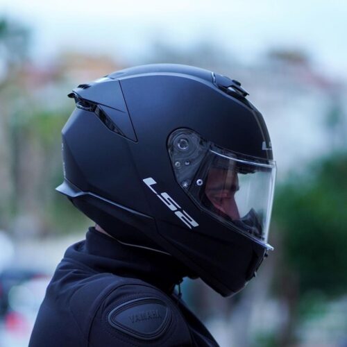 ls2-stream-2-mat-siyah-kask-5981.jpg