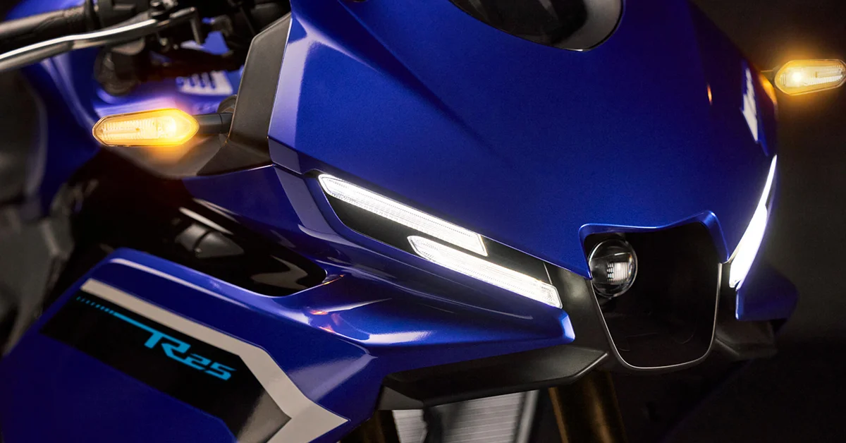 Yamaha r25 2025 - etkin motor Aerodinamik Gövdeye Entegre Kanatlar - Etkin Motor