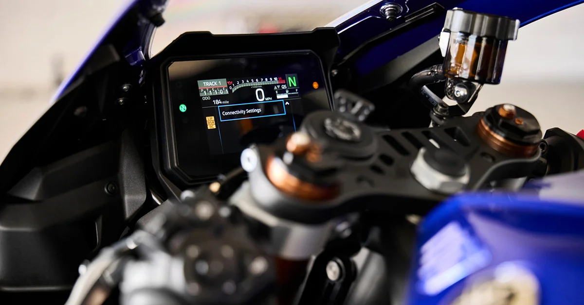 Yamaha r9 - etkin motor Özelleştirilebilir Yamaha Sürüş Kontrolü (YRC) - Etkin Motor